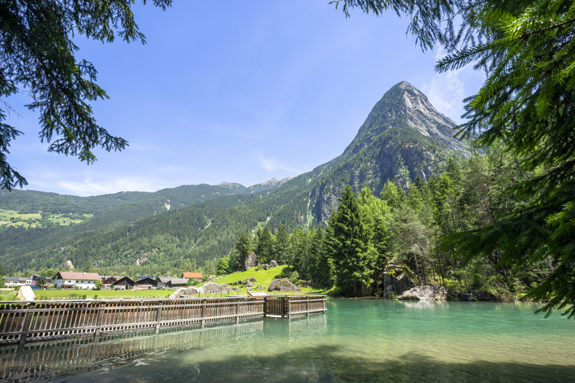 Habicher See in der Nähe von unserem Ferienhaus Haueis. perfekt zum schwimmen und spazieren